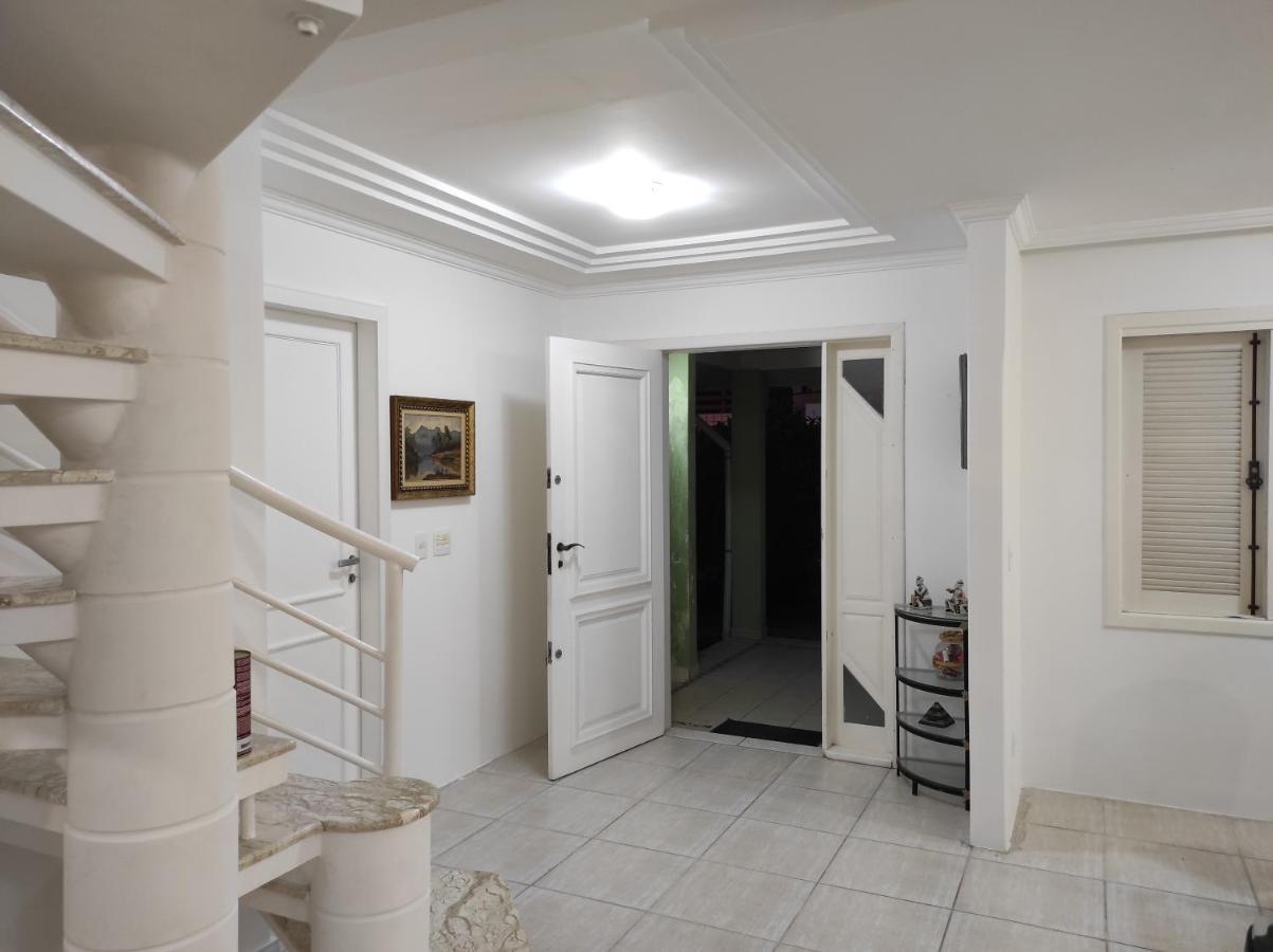 Casa Com 6 Suites E Piscina, A 160M Da Praia Florianópolis Exterior foto